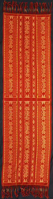 Tewuni Rai Savu - Shoulder cloth with 3 bands of the motif kejanga hi’i wotelu huri kejanga