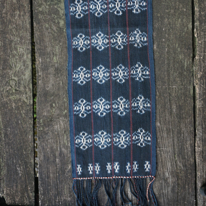 Tewuni Rai Savu - Savu Shoulder cloth
