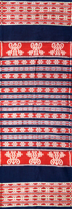 Tewuni Rai Savu - Woman tubular cloth or sarong Ei raja